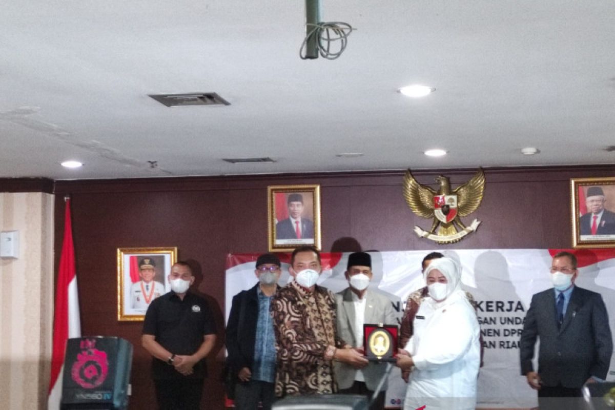 DPR RI kumpulkan masukan RUU Landas Kontinen di Kepri