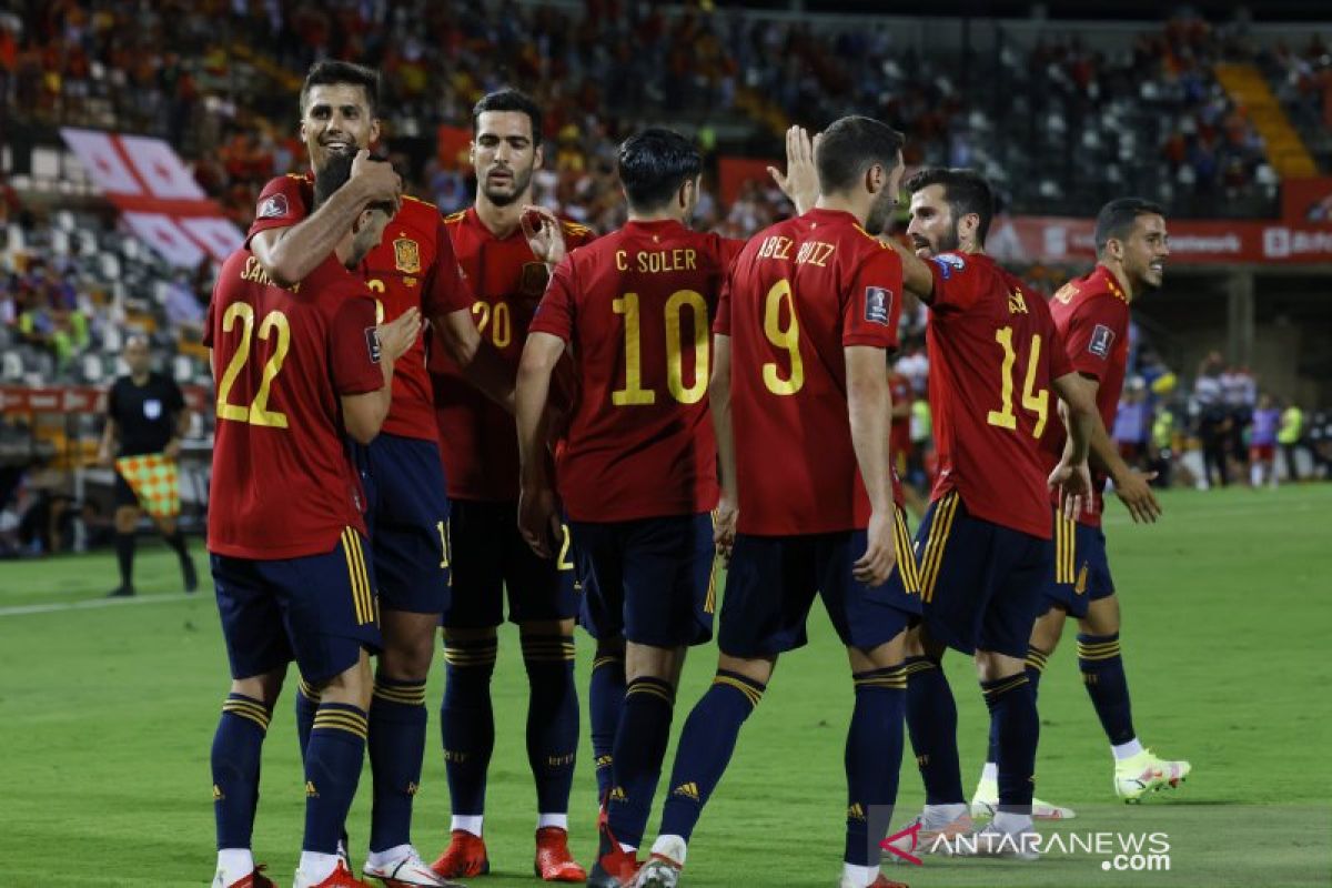 Spanyol kembali ke jalur kemenangan saat hancurkan Georgia 4-0