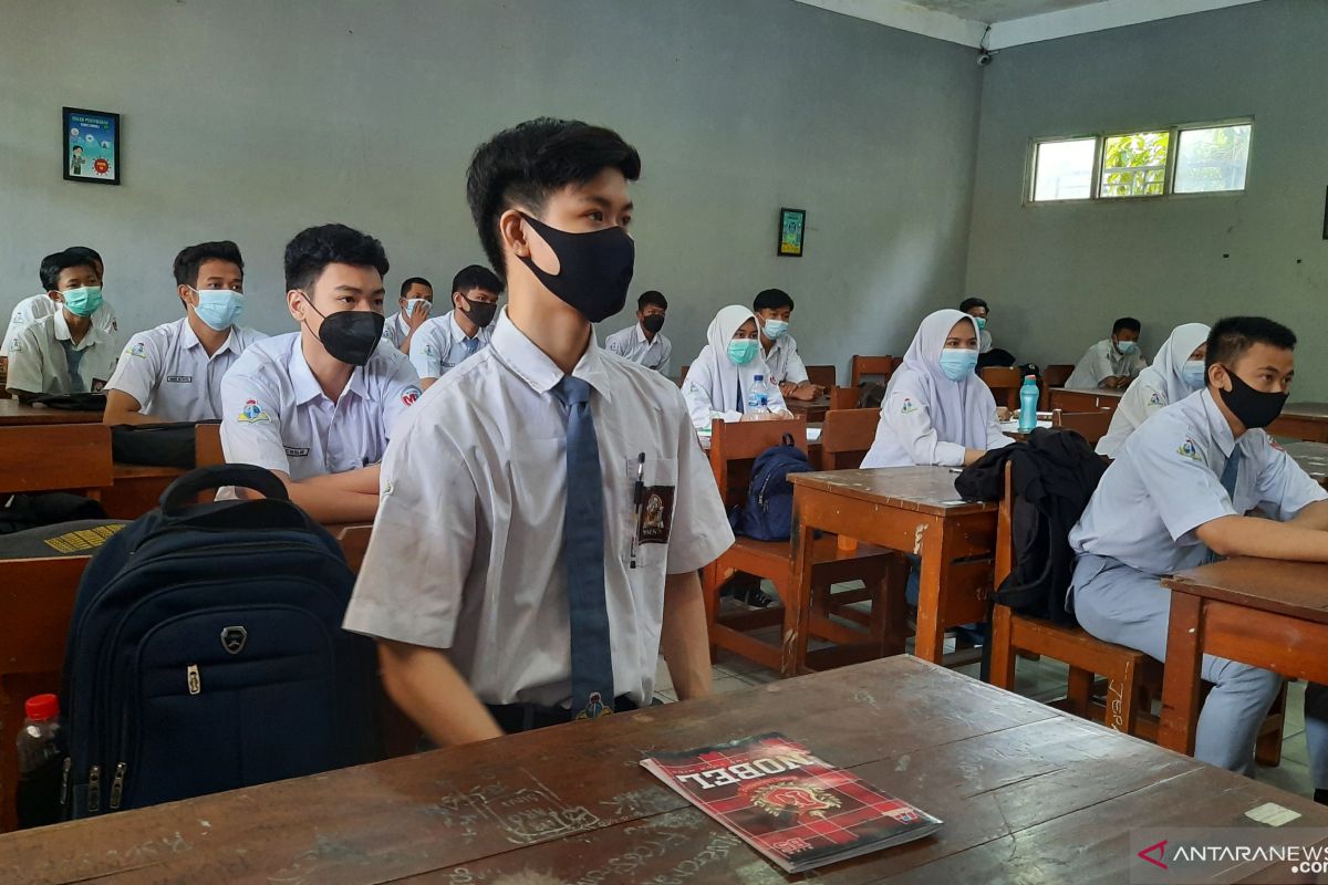 Kabupaten Tangerang lakukan uji coba pembelajaran tatap muka di SMA/SMK