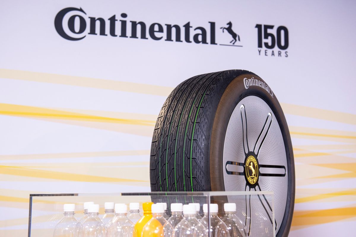 Continental bikin ban dari bahan daur ulang