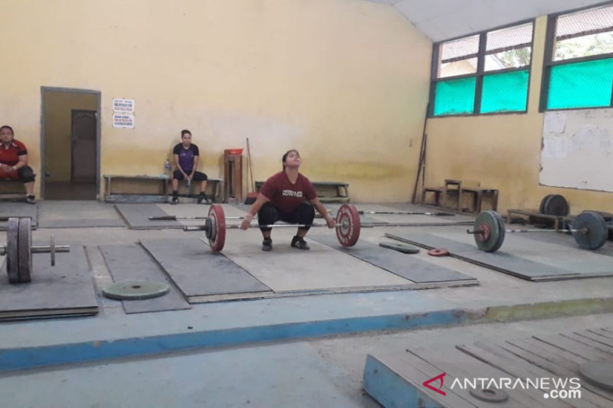 Lifter muda Jambi Juliana Clarissa diharapkan sumbang emas PON Papua