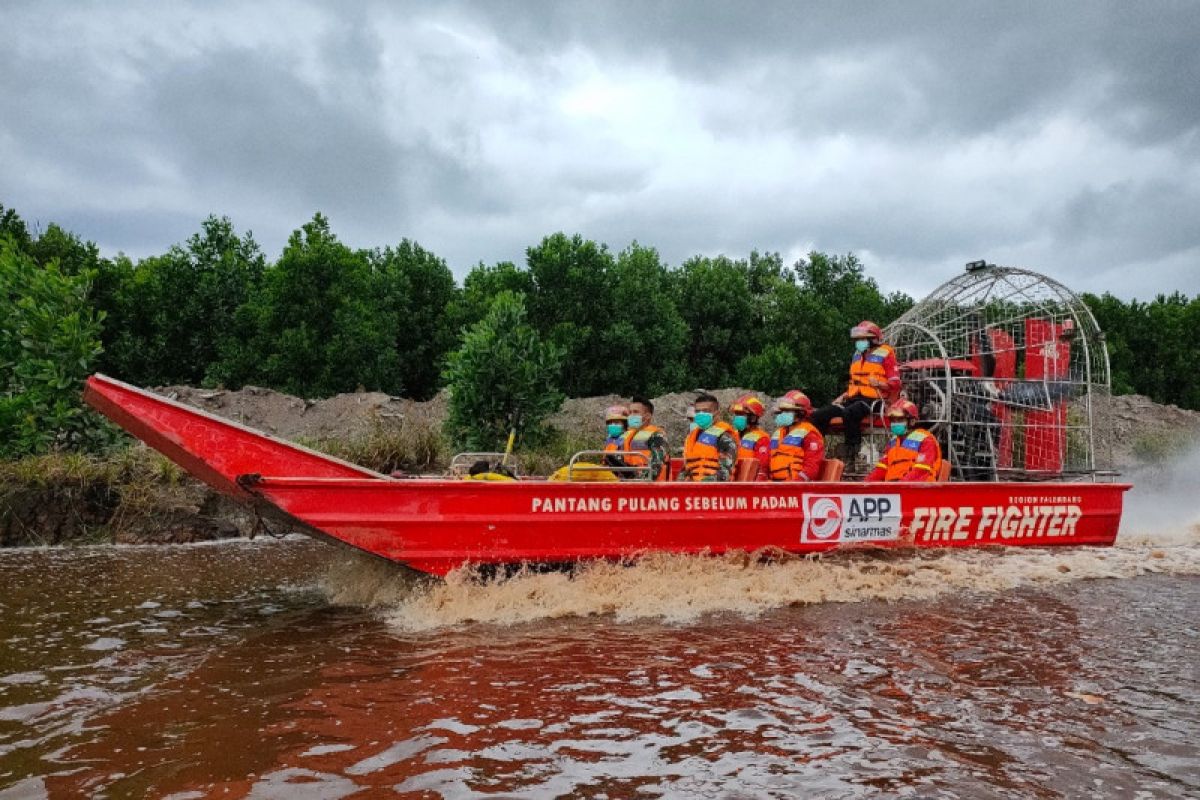 Bumi Mekar Hijau patroli karhutla gunakan 'Airboat'