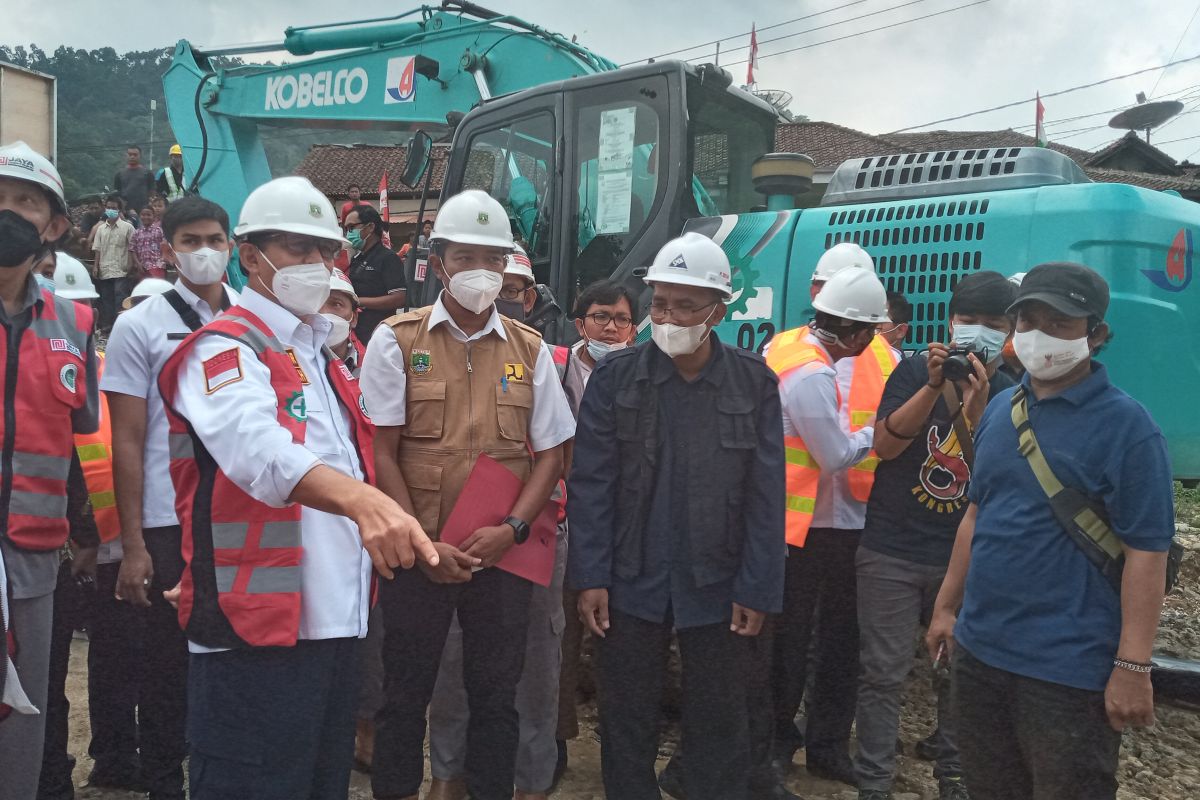 Pemprov Banten kucurkan Rp150 miliar perbaiki jembatan dampak banjir  Selatan