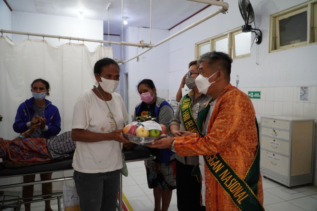 BPJamsostek Cabang Maluku kunjungi korban kecelakaan, optimalkan pelayanan