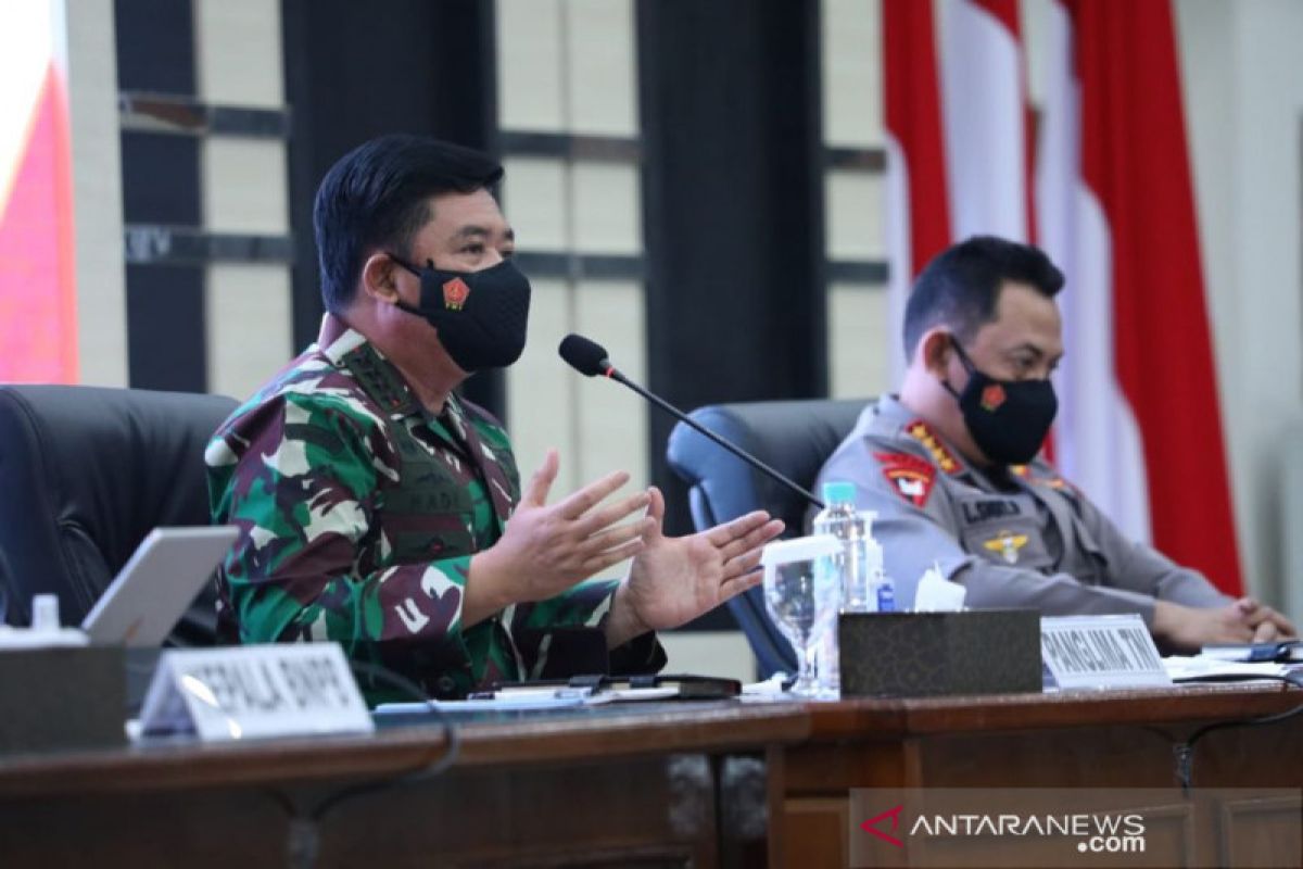 Panglima TNI ingatkan jangan lengah terhadap penurunan kasus COVID-19