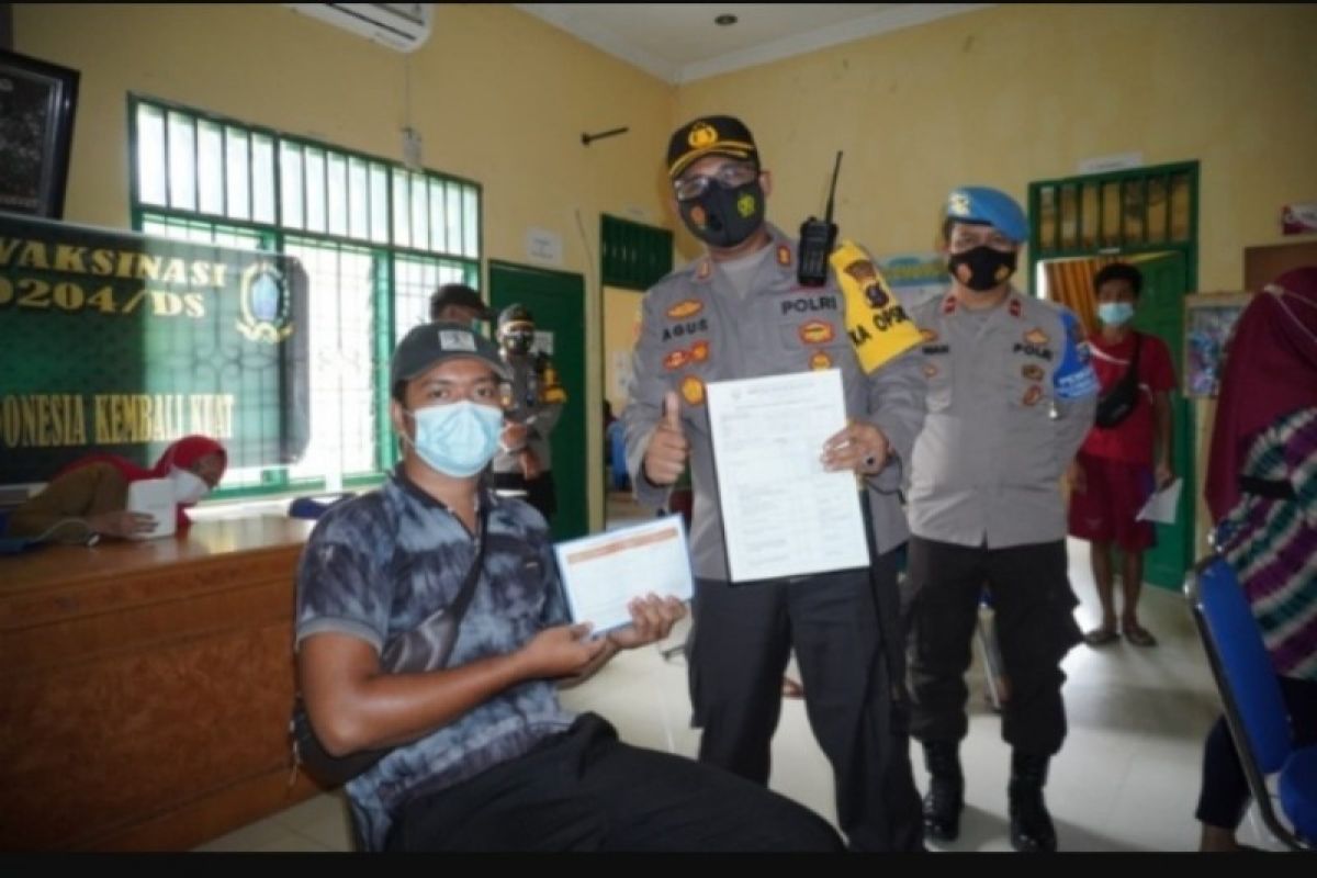 Kapolres Tebing Tinggi tinjau vaksinasi Merdeka tahap dua