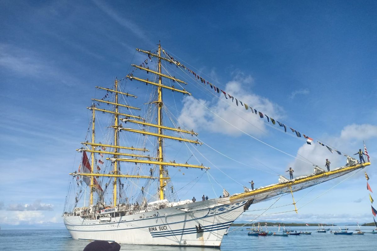 KRI Bima Suci tiba di Pelabuhan Morotai