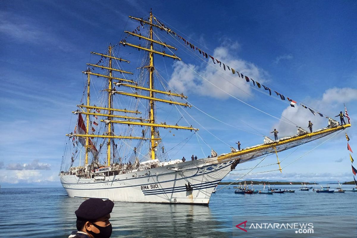 KRI Bima Suci tiba di Pelabuhan Morotai