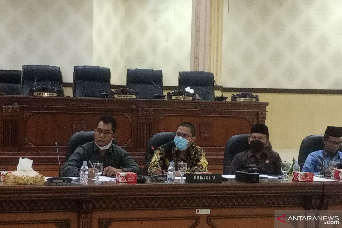 DPRD Agam gelar diskusi publik susun dua Perda