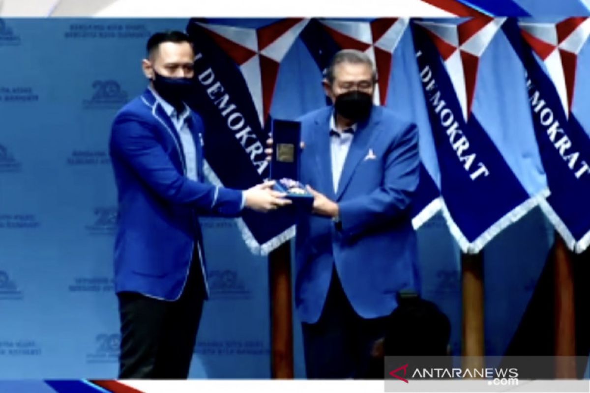 Partai Demokrat beri 35 tokoh penghargaan, SBY terima 