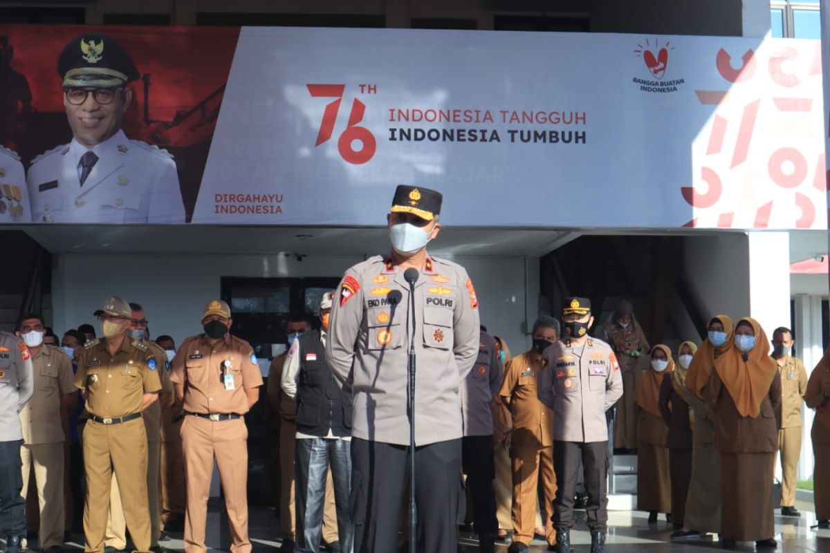 Polda Malut intensifkan sosialisasi vaksinasi karena capaian rendah, perangi corona