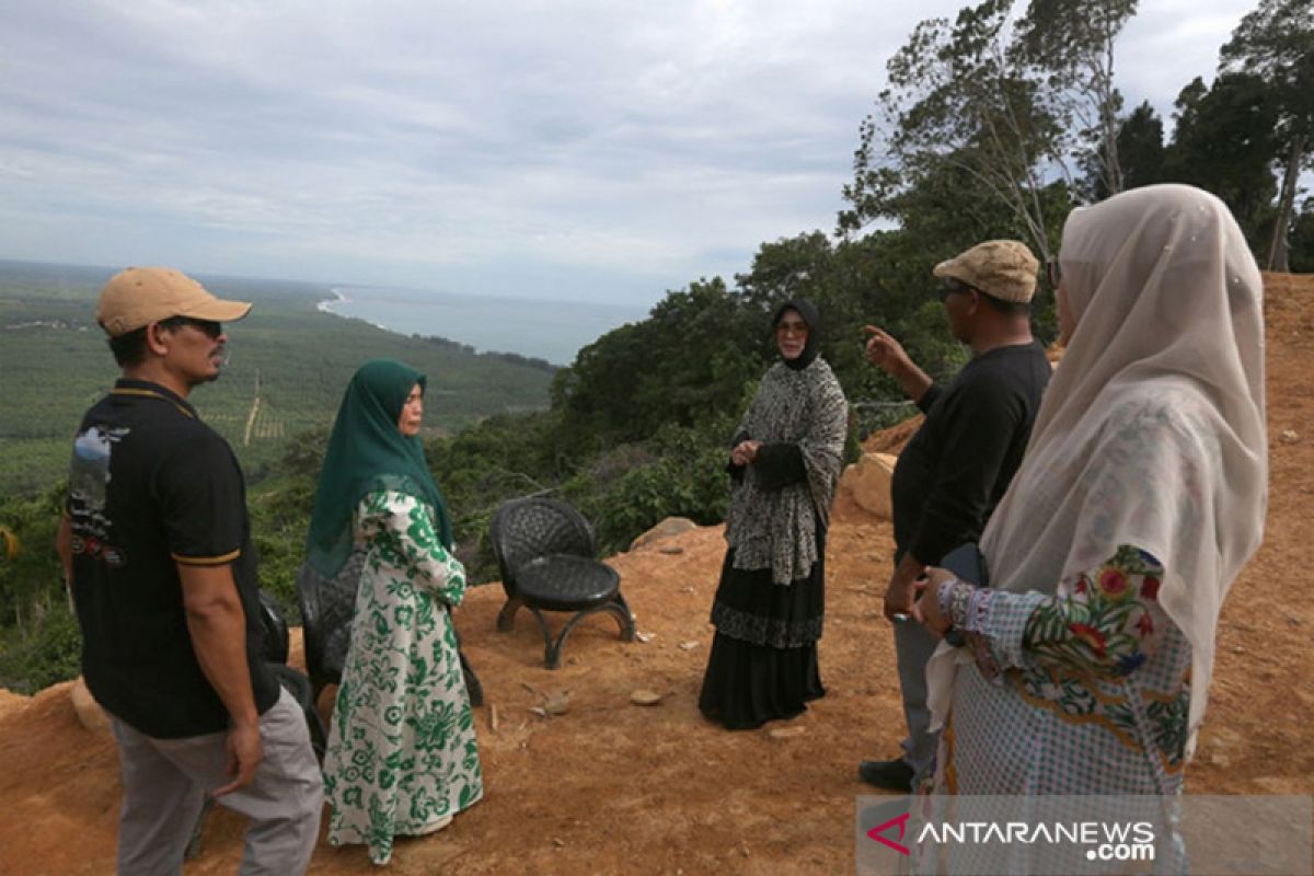 FJL gelar kemah jurnalistik di Bukit Sigantang Sira, Aceh Selatan