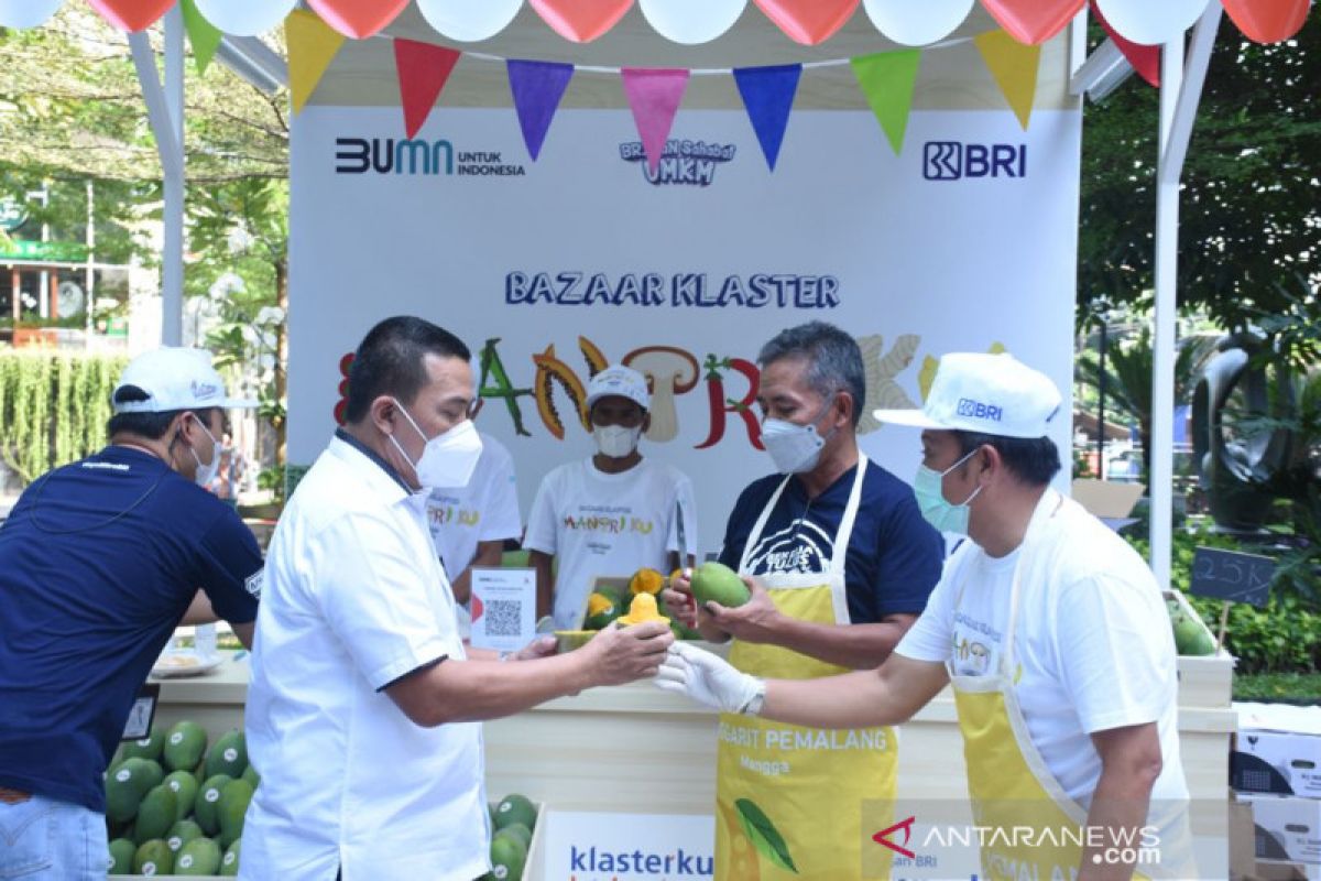 BRI gelar bazar produk klaster usaha binaan