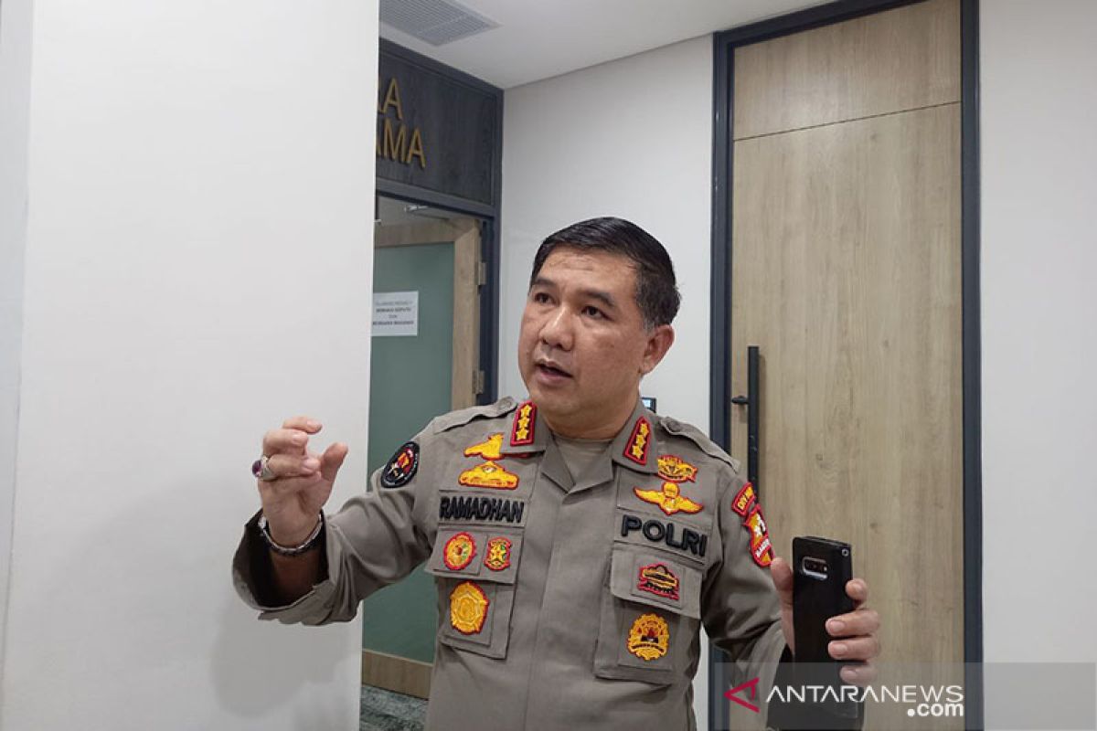 Mabes Polri tindak oknum polisi tak profesional