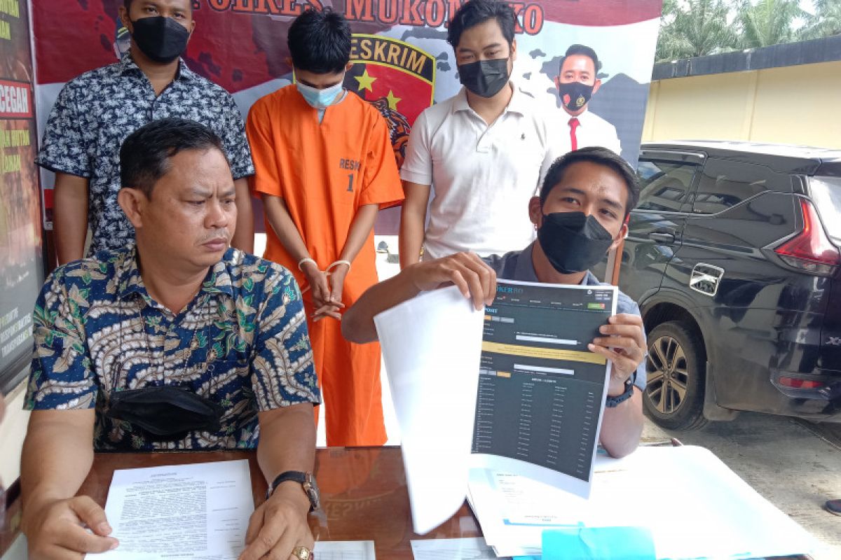 Polisi Mukomuko tangkap pelaku penggelapan uang pembayaran buku