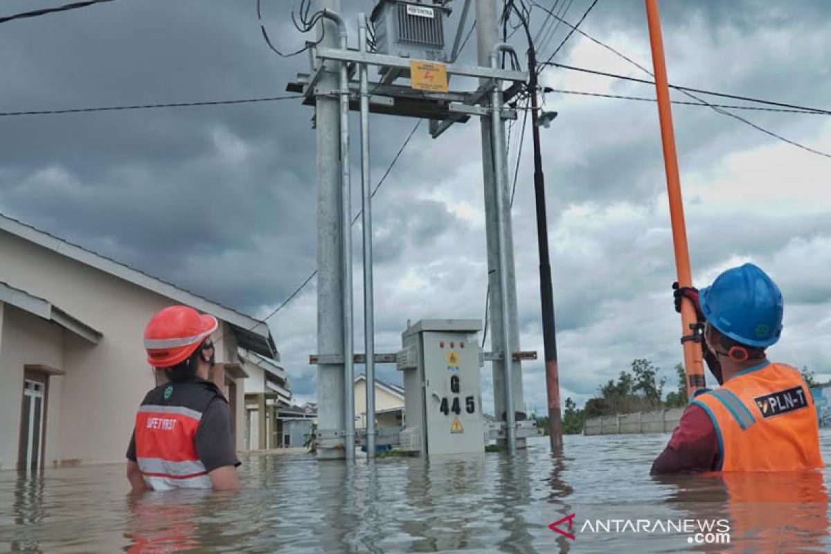 PLN putus aliran lisrik di wilayah Kalteng terdampak banjir