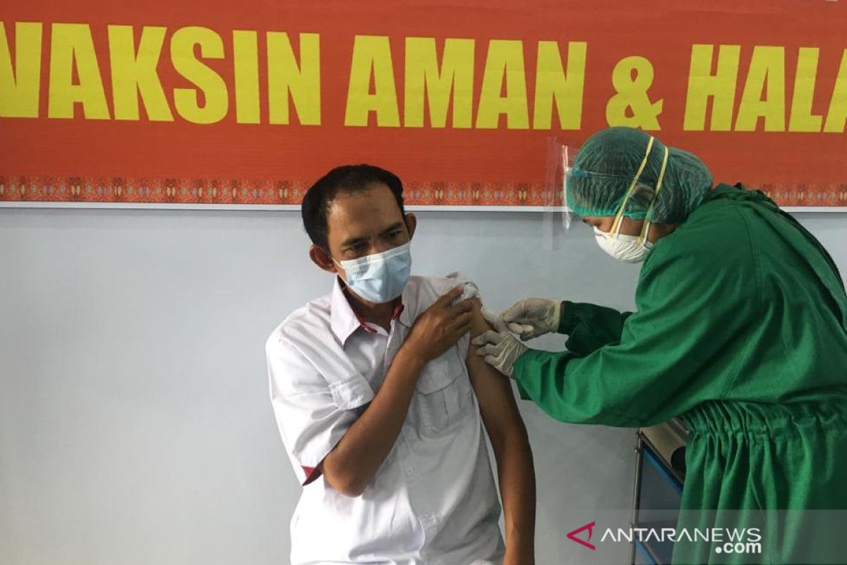 Some 21,772 Rejang Lebong residents get both COVID-19 vaccine doses