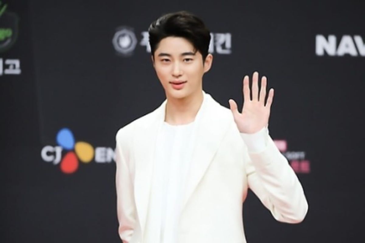 Byeon Woo-seok bintangi serial Netflix terbaru bersama Kim Yoo-jung