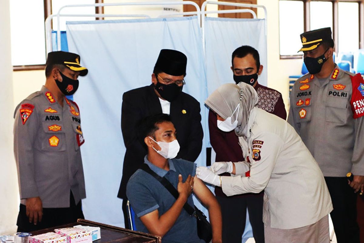 Polda Aceh gandeng universitas percepat vaksinasi vaksin COVID-19