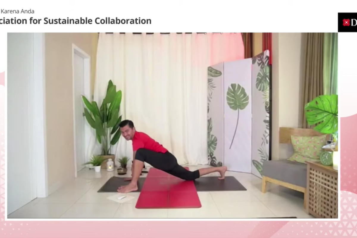 Anjasmara bagikan manfaat baik dari yoga