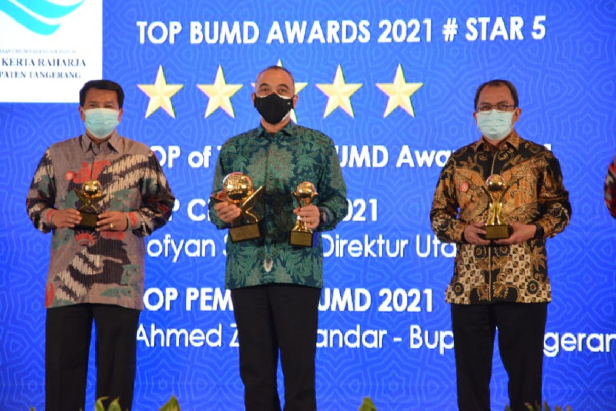 Pemkab Tangerang raih empat penghargaan di ajang Top BUMD Aworda 2021
