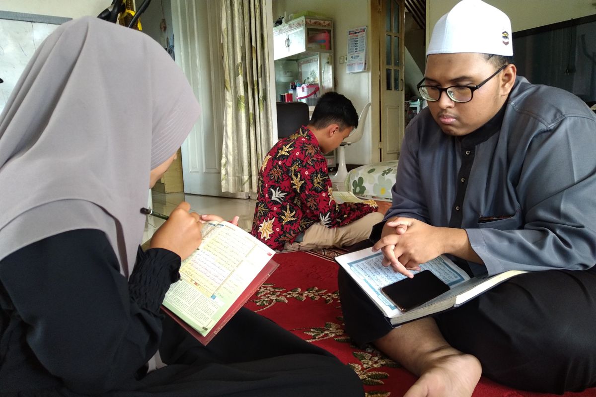 Seorang tunanetra di Limapuluh Kota dirikan enam pondok Tahfidz Al Quran