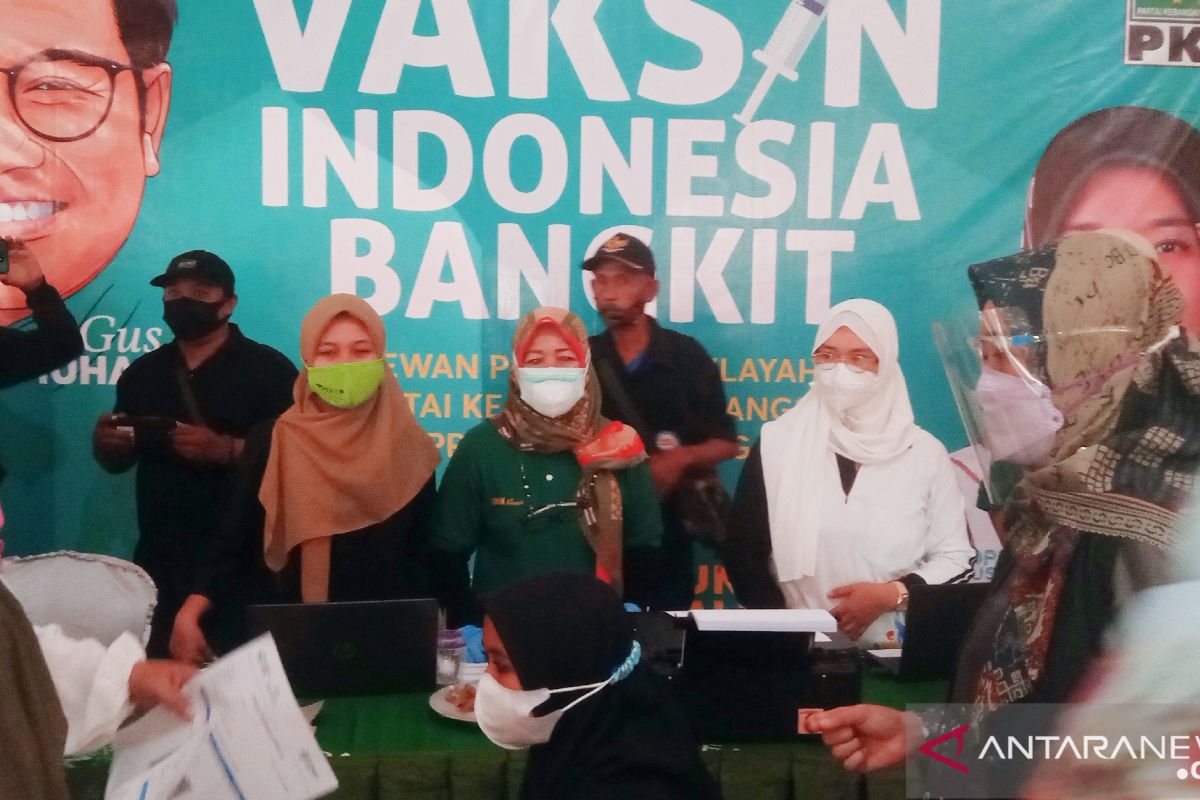 Wagub: Lampung perlu 14 juta dosis vaksin COVID-19