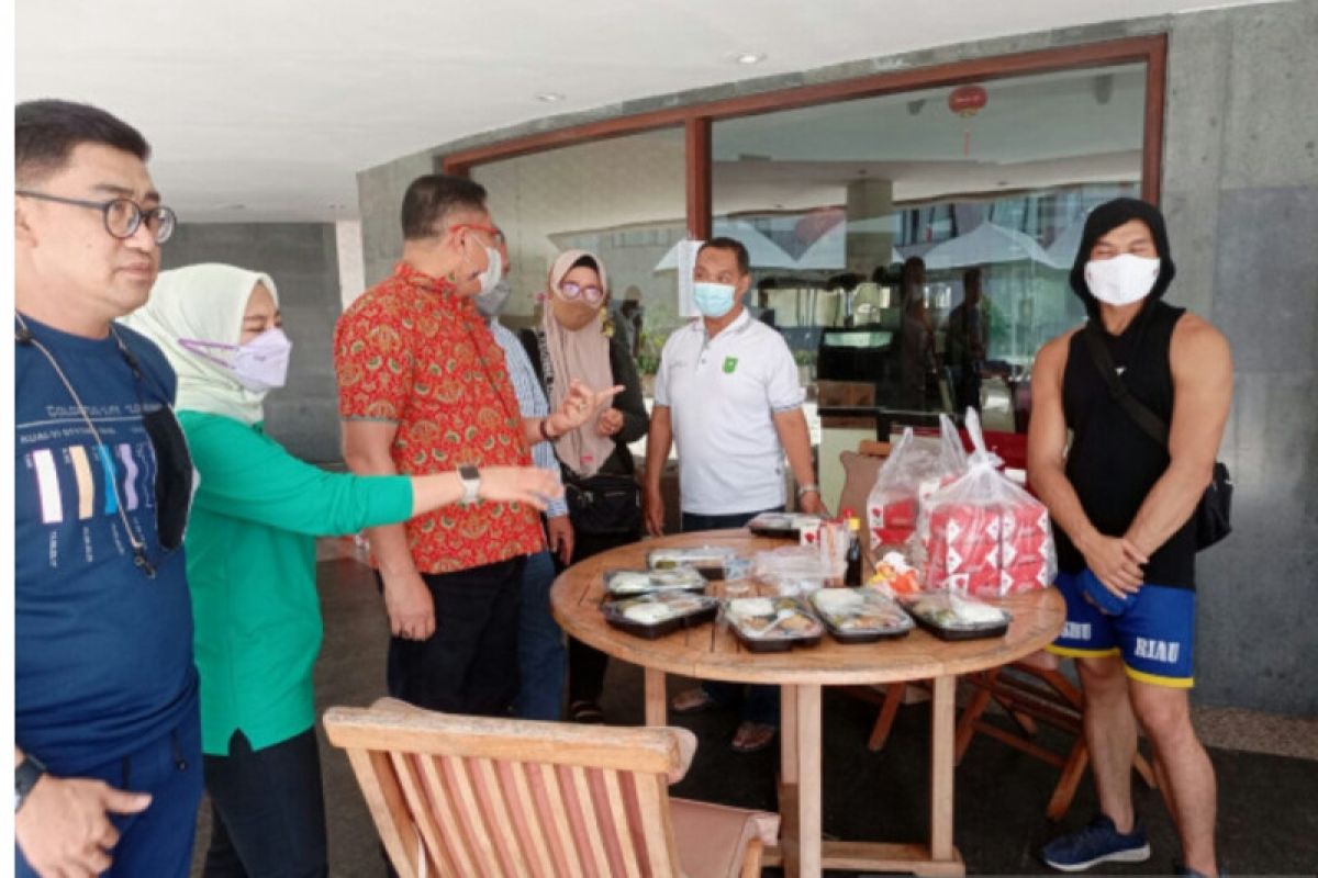 Tuai banyak kritukan, KONI Riau pastikan menu atlet sesuai standar