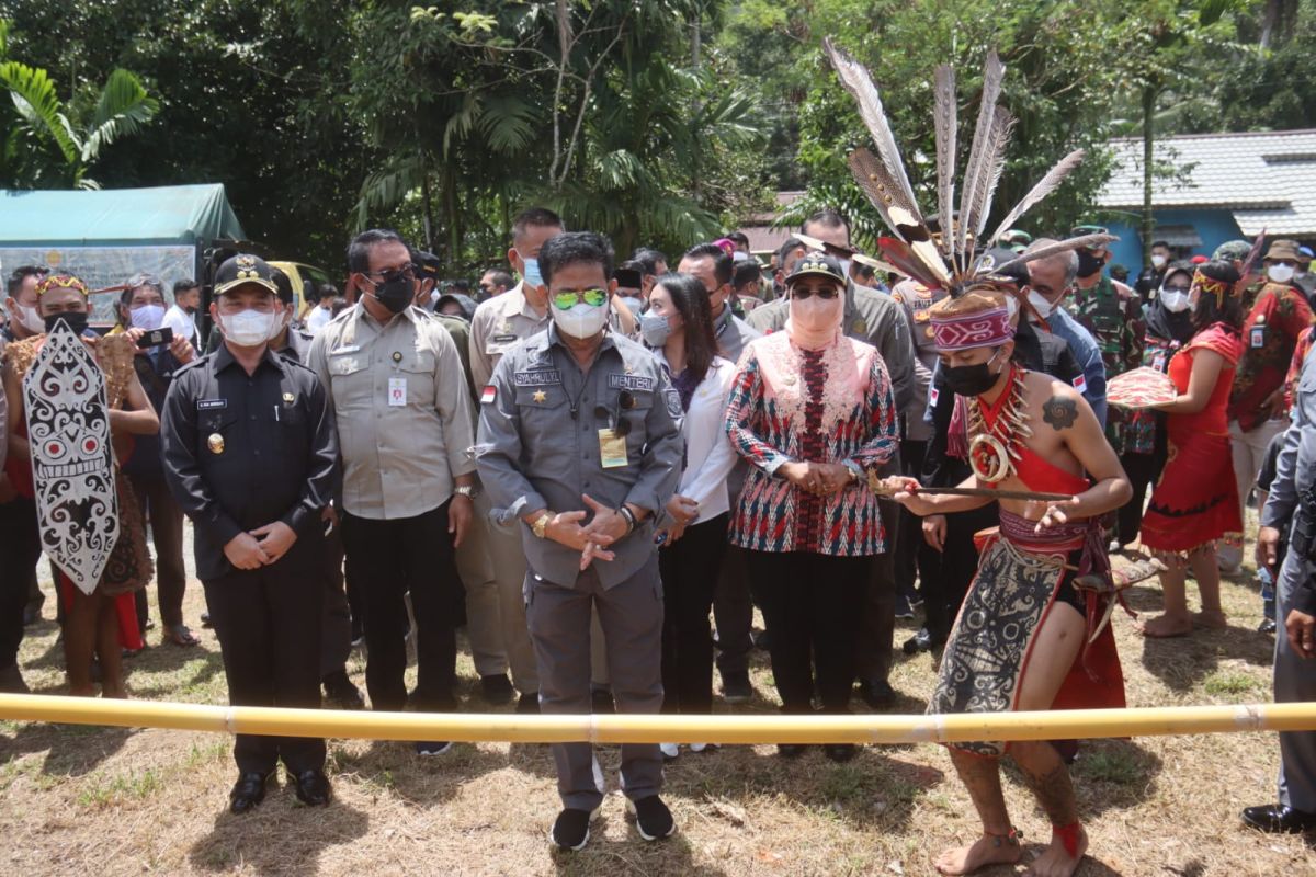 Kasdam XII/Tpr sambut kunjungan kerja Menteri Pertanian di Mempawah