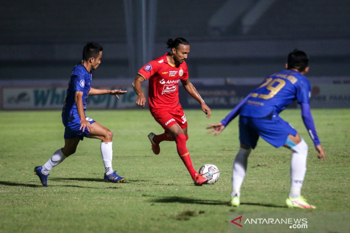 Persija tahan imbang Persita 1-1