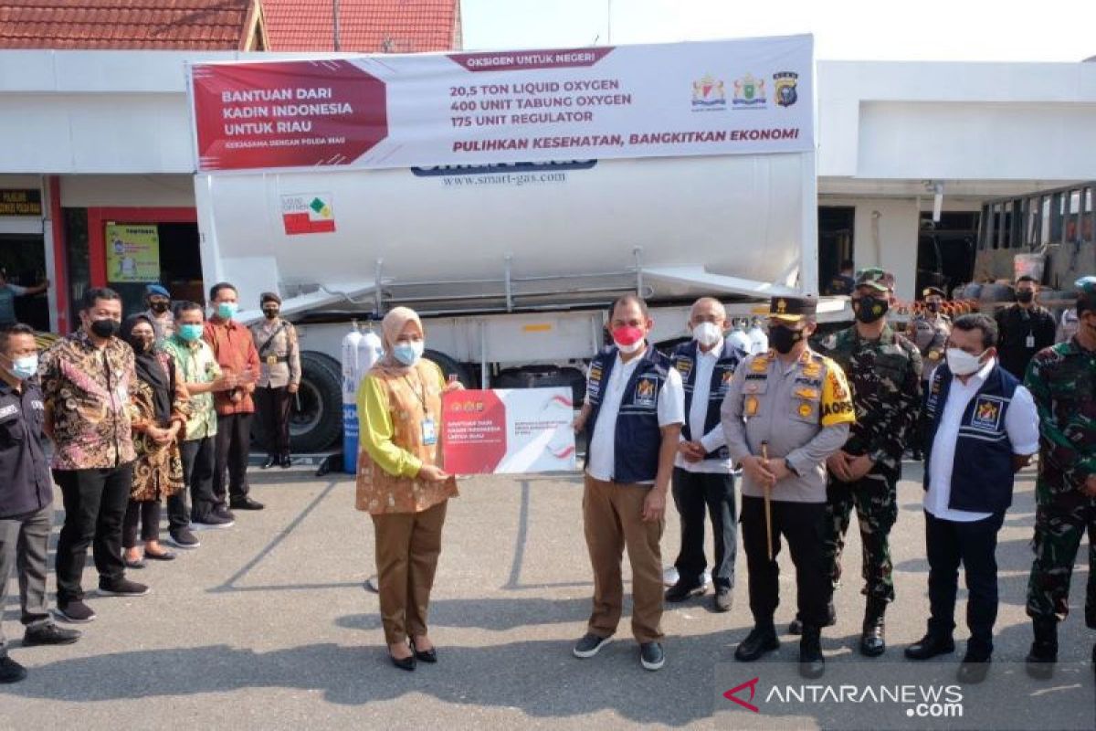 Kadin Riau berikan 20,5 ton liquid oksigen untuk RS di Pekanbaru