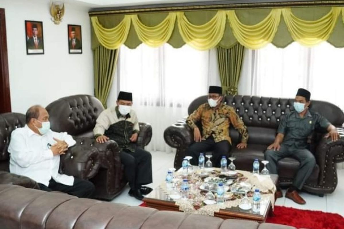 Wali Kota Tebing Tinggi terima kunjungan  anggota DPRD Sumut