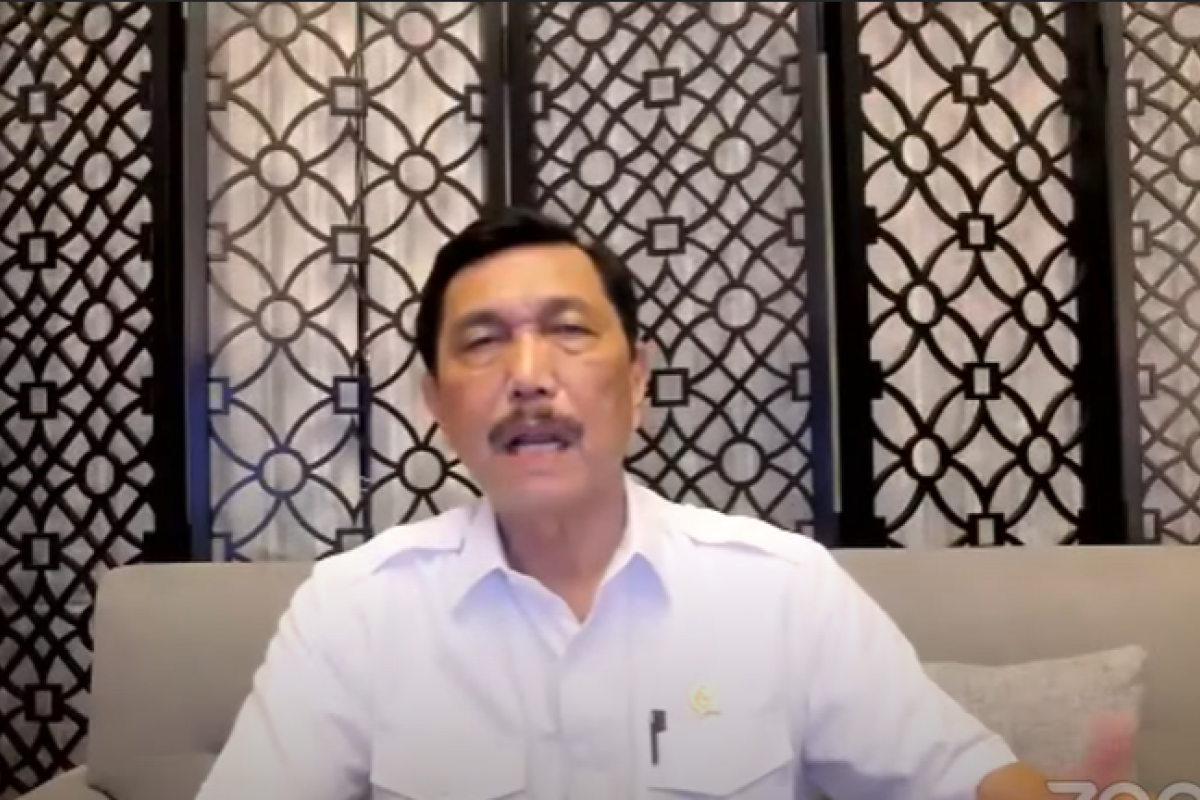 Luhut: status Bali jadi Level 3, PPKM Jawa-Bali berlanjut hingga 20 September