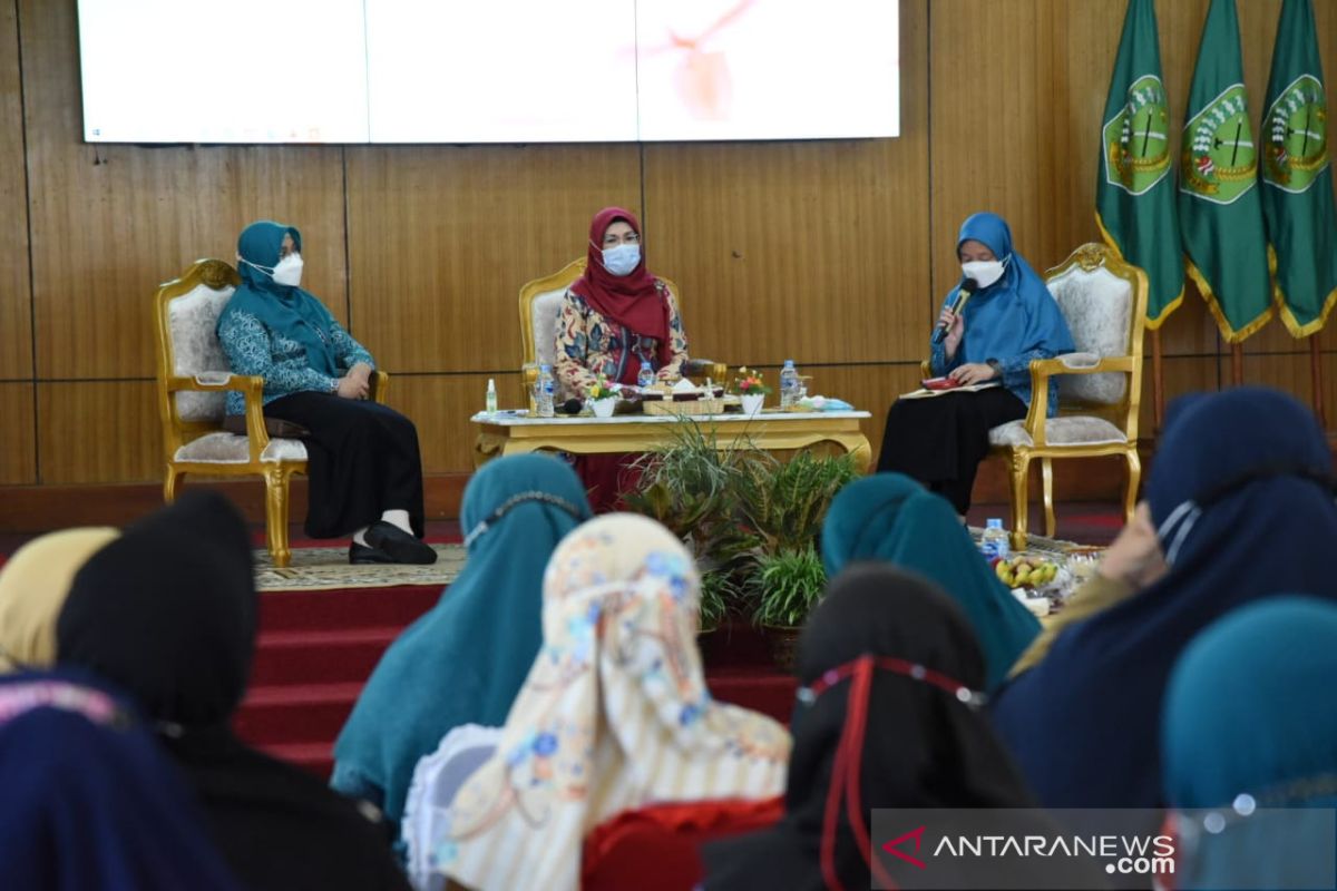 PKK Sambas peringati Hari Anak Nasional dengan edukasi pola asuh