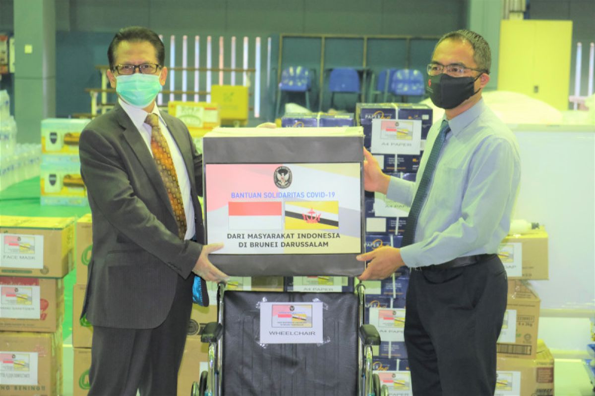 Komunitas Indonesia salurkan bantuan COVID untuk Brunei