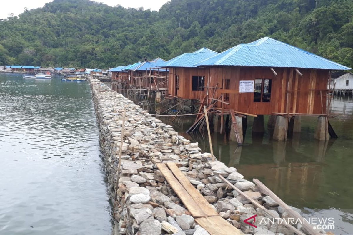 Pemkab Wondama bangun 60 unit rumah sederhana masyarakat tahun ini