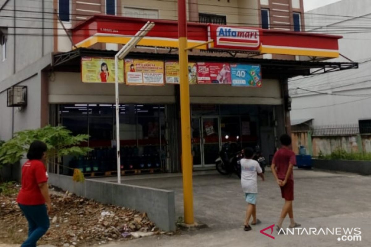 Mendapat protes, Wako Pekanbaru segera kaji ulang parkir berbayar di Alfamart-Indomaret