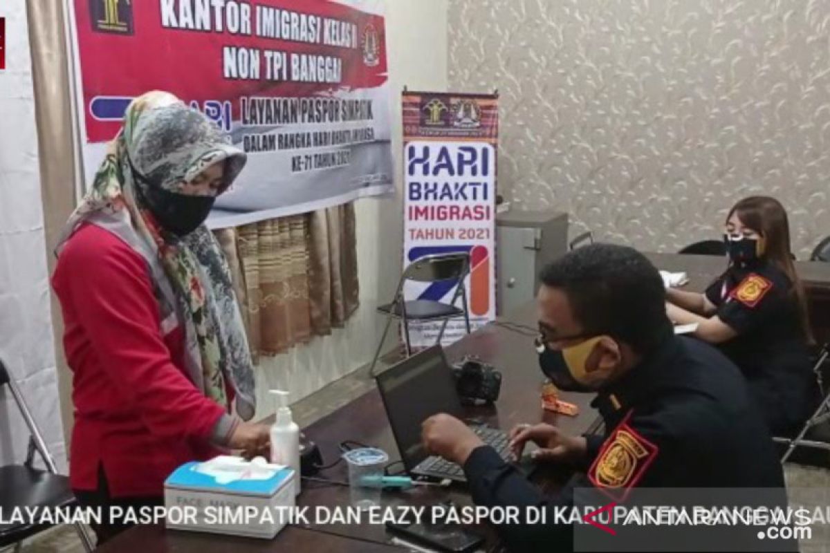 Kantor Imigrasi Banggai Sulteng mudahkan layanan paspor di tengah pandemi