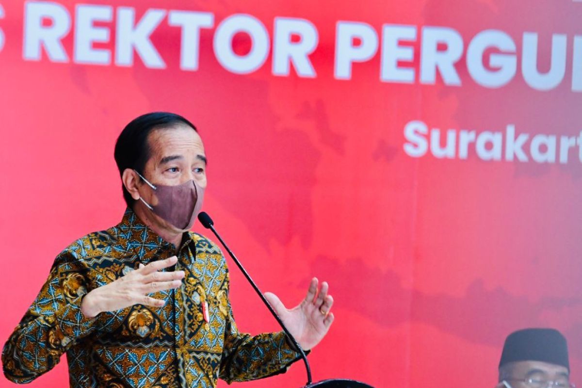 Jokowi: Perguruan tinggi bawa adaptasi masuki transisi disrupsi