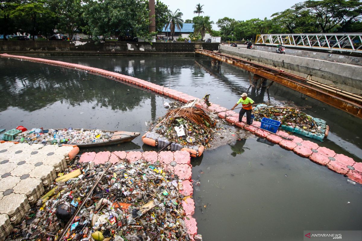 Pemkot Jakbar benahi kawasan Rawa Buaya untuk antisipasi banjir