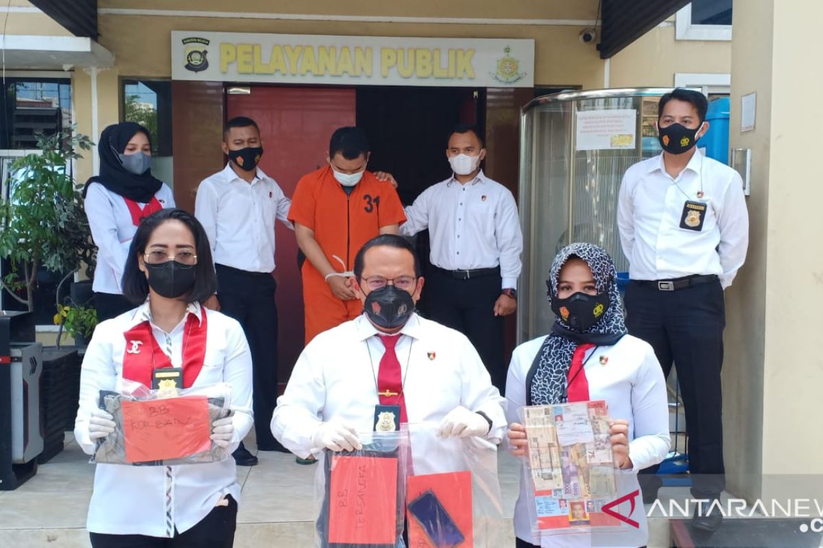 Polisi tangkap oknum guru fedofil terhadap 12 murid Ponpes