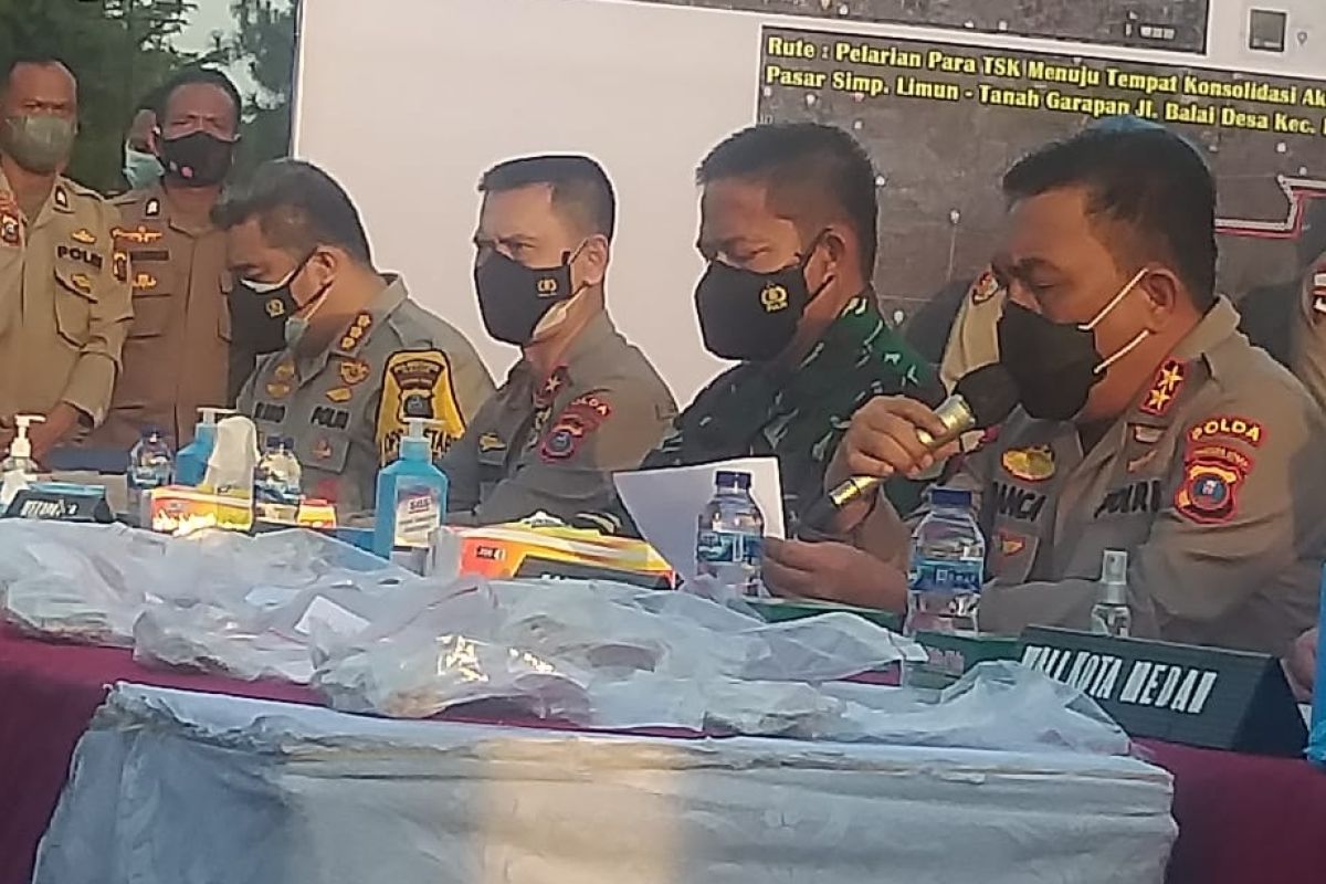 Polisi ringkus lima perampok toko emas di Medan, satu tewas