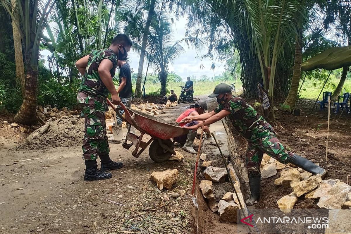 Anggaran program TMMD ke-112 senial Rp1miliar lebih untuk pembangunan fisik di HST