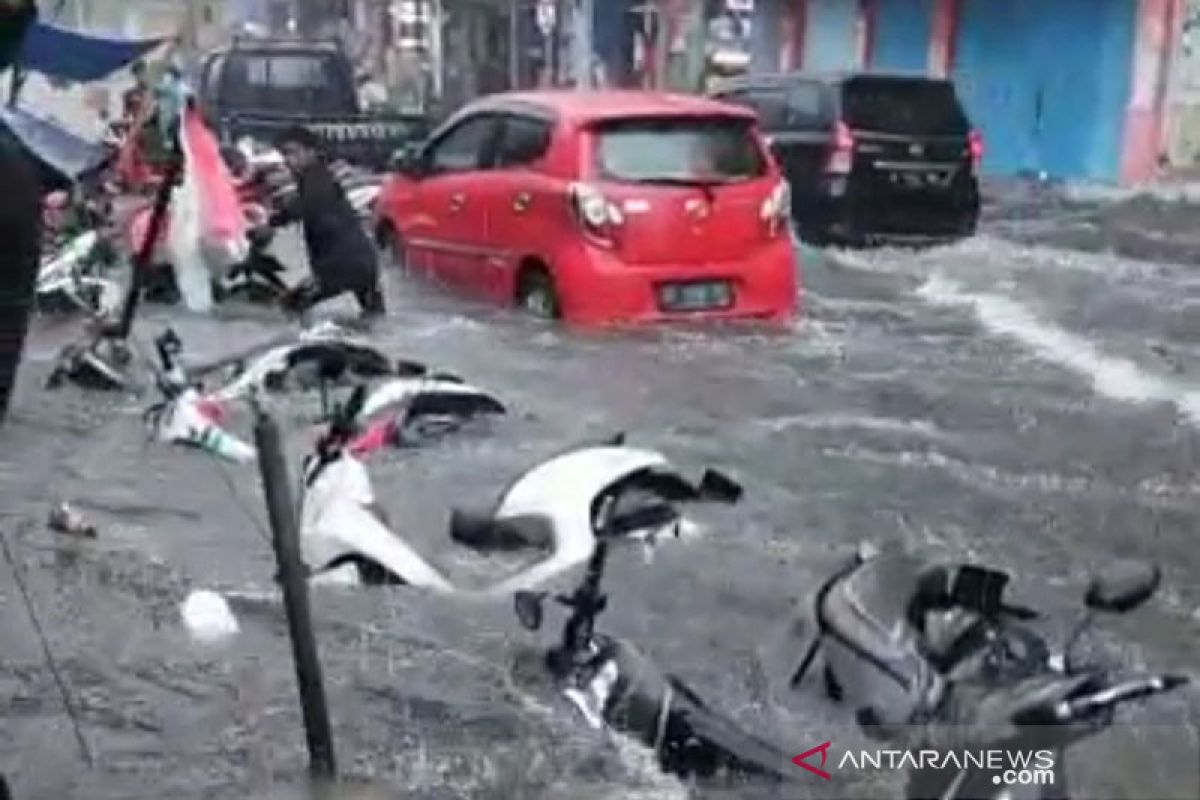 Kota Ternate dilanda banjir