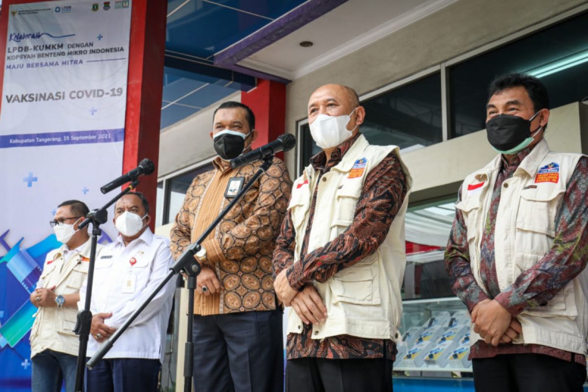 Teten: Vaksinasi bagi pelaku UMKM bisa gerakkan ekonomi masyarakat