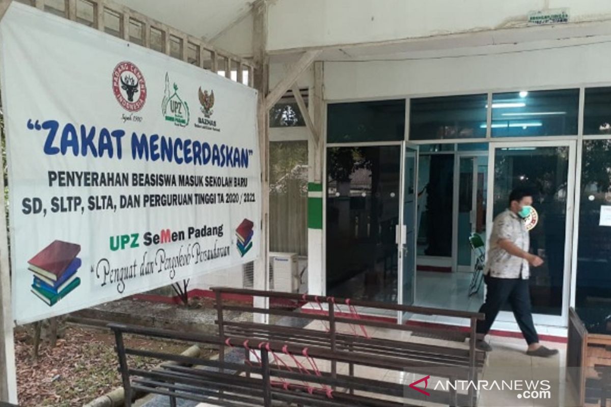 Baznas Semen Padang salurkan zakat karyawan Rp6,8 miliar hingga Agustus 2021