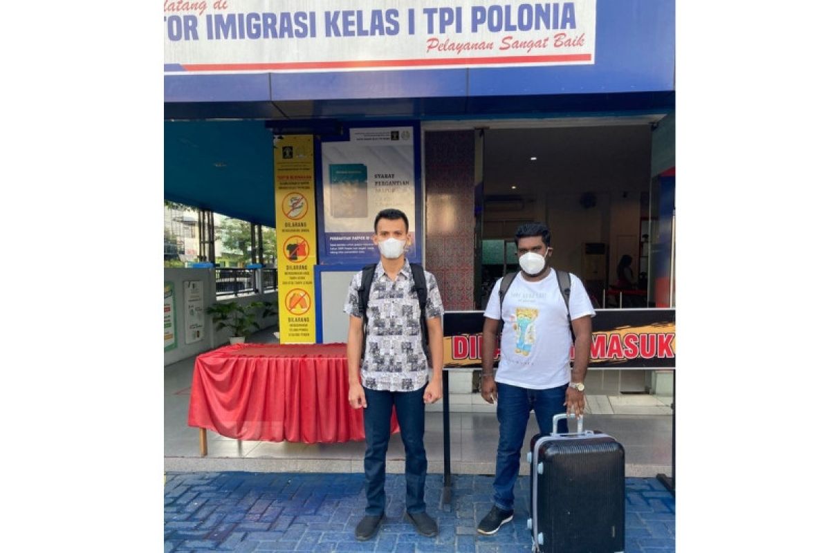 Imigrasi Kelas I TPI Polonia  pulangkan WNA ke negara asal