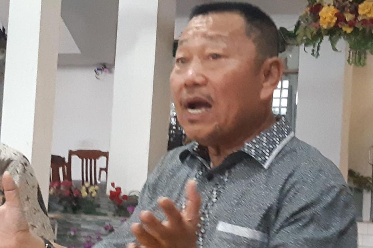 Politisi NasDem bantah terlibat kasus korupsi cukai rokok