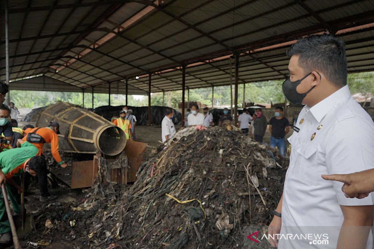 Pemkot Medan belum pikirkan profit dari olah sampah