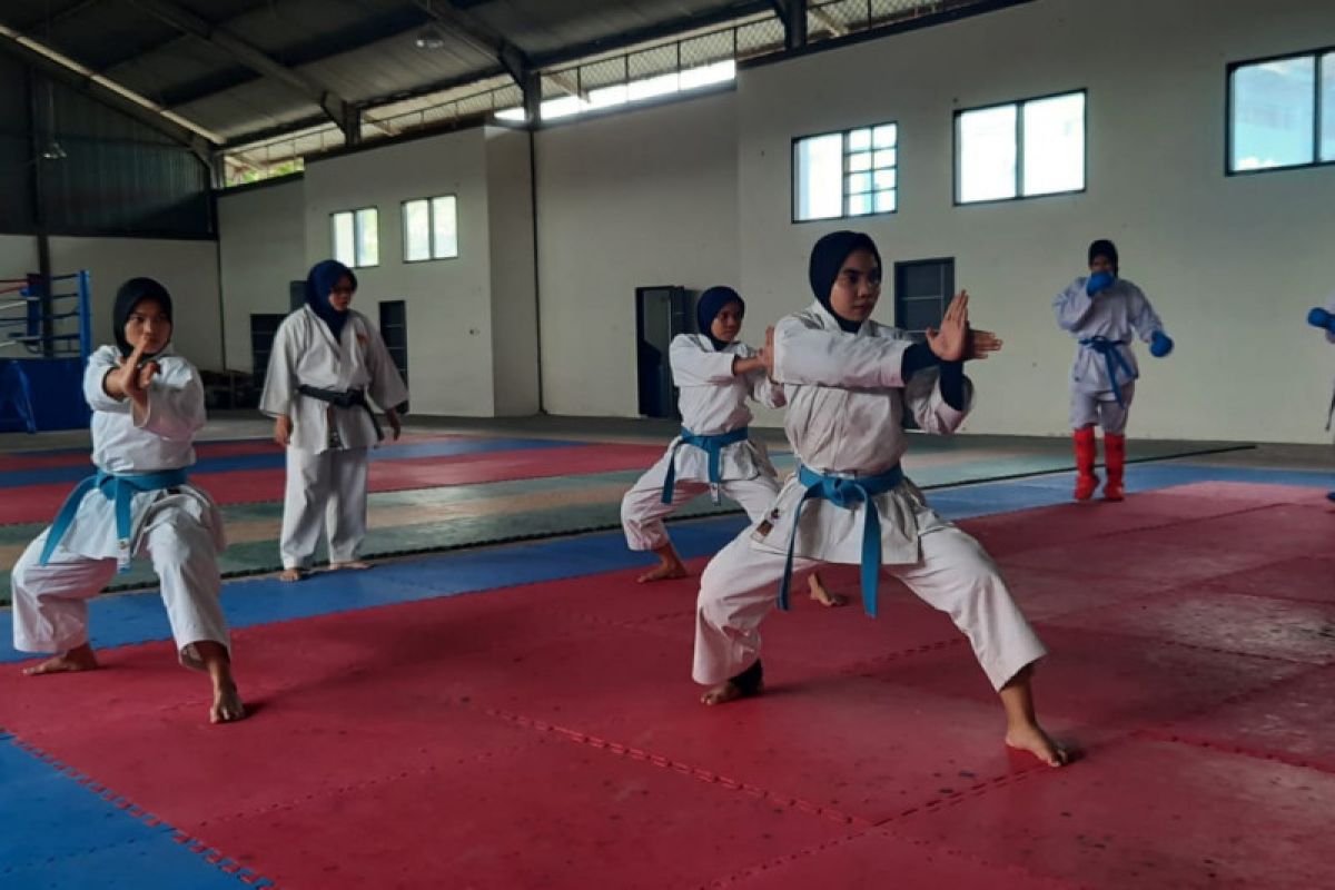Karate Sumbar evaluasi hasil uji tanding jelang berangkat PON Papua